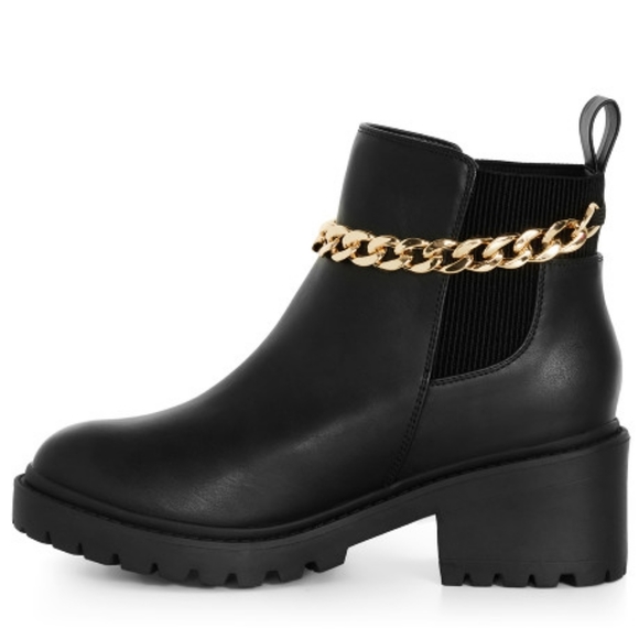 NEW AMELIA CHAIN ANKLE BOOT BY AVENUE IN BLACK (WIDE WIDTH) - Picture 5 of 12
